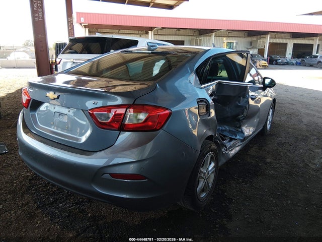1G1BE5SM1J7245866 Chevrolet Cruze Lt Auto