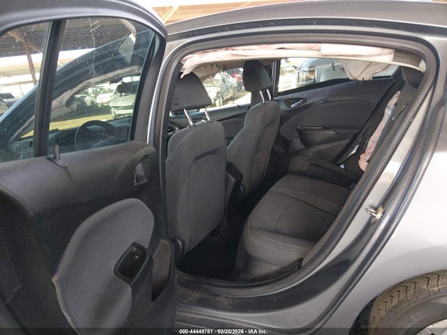 1G1BE5SM1J7245866 Chevrolet Cruze Lt Auto