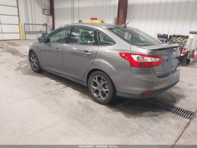Ford FOCUS SE 2014 1FADP3F23EL327446 Image 3
