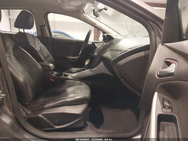 Ford FOCUS SE 2014 1FADP3F23EL327446 Image 5
