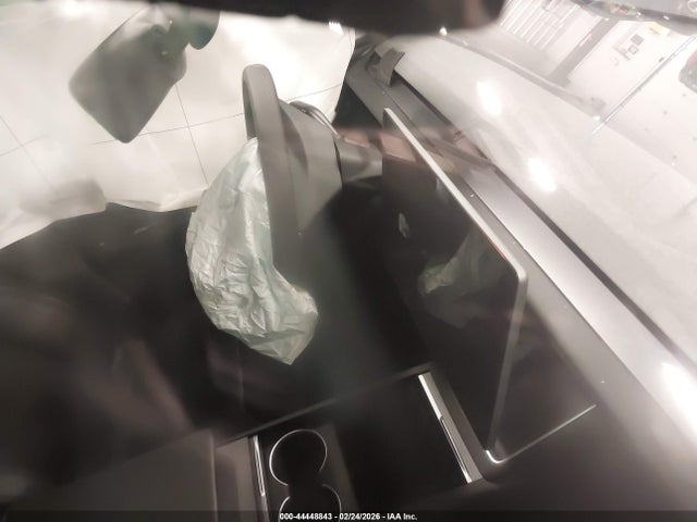 44448843 :رقم المزاد ، 7SAYGDEE0TA498314 vin ، 2026 Tesla Model Y Long Range Launch Series/premium All-wheel Drive مزاد بيع
