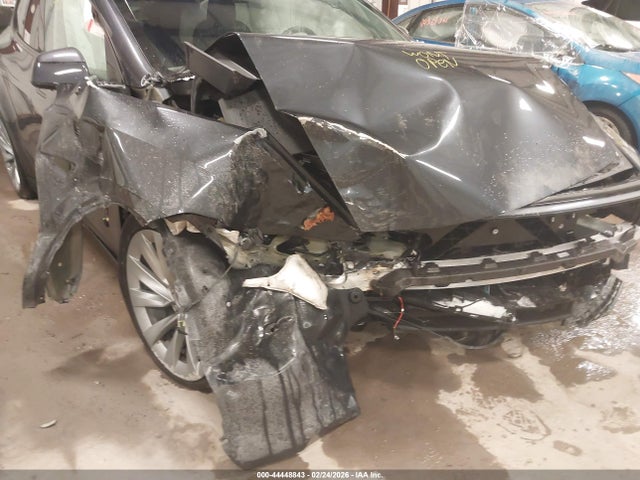 44448843 :رقم المزاد ، 7SAYGDEE0TA498314 vin ، 2026 Tesla Model Y Long Range Launch Series/premium All-wheel Drive مزاد بيع