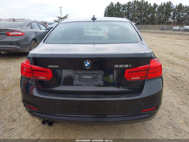 44448849 :رقم المزاد ، WBA8E3G59GNU01614 vin ، 2016 Bmw 328i Xdrive مزاد بيع