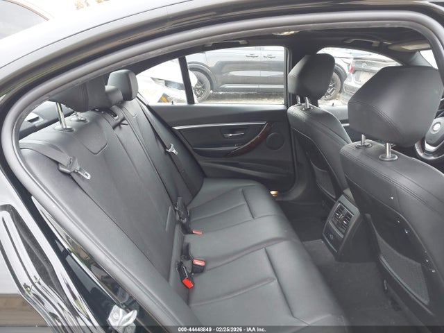 44448849 :رقم المزاد ، WBA8E3G59GNU01614 vin ، 2016 Bmw 328i Xdrive مزاد بيع