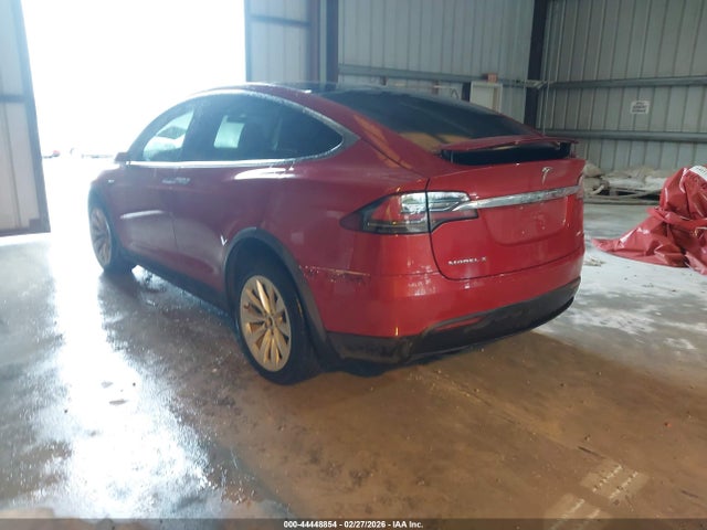 2017 TESLA MODEL X 5YJXCBE22HF054120 Photo 2
