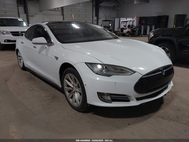 2016 TESLA MODEL S 5YJSA1E49GF126764 Photo 0