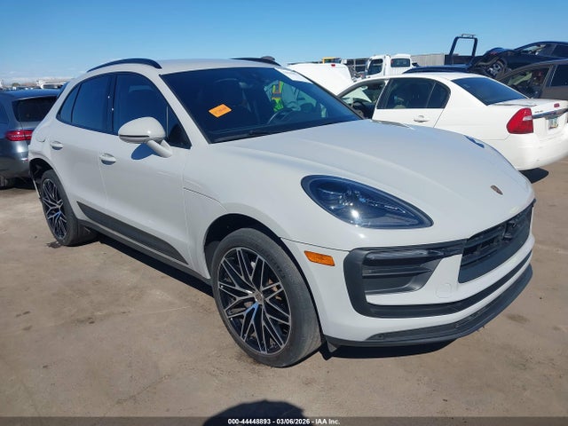 2024 PORSCHE MACAN WP1AA2A54RLB13712