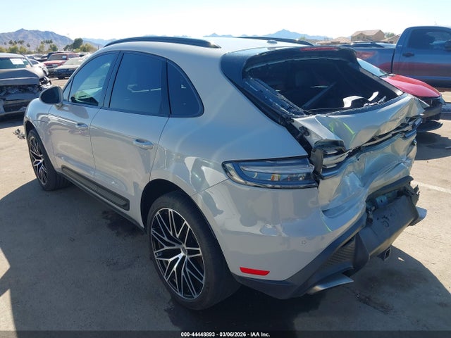 2024 PORSCHE MACAN WP1AA2A54RLB13712 Photo 2