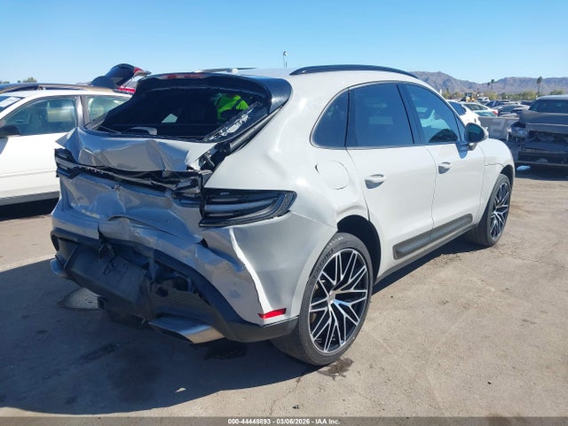 2024 PORSCHE MACAN WP1AA2A54RLB13712 Photo 3