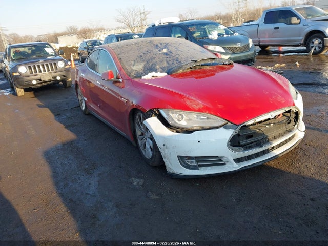 2015 TESLA MODEL S 5YJSA1H28FFP67767 Photo 0