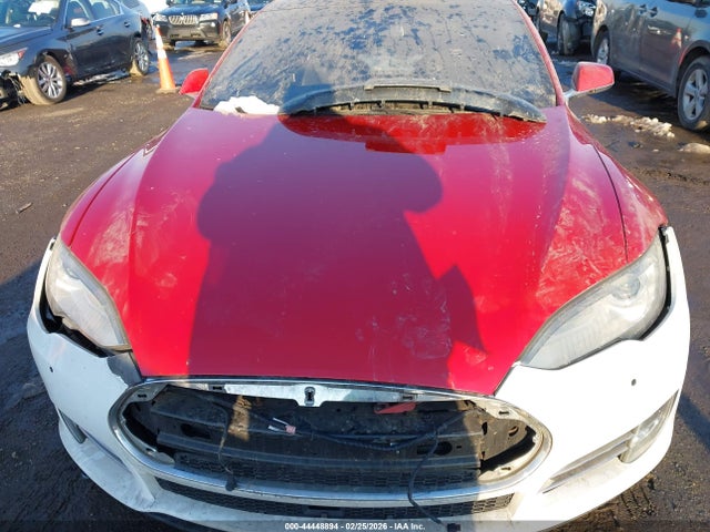 2015 TESLA MODEL S 5YJSA1H28FFP67767 Photo 9