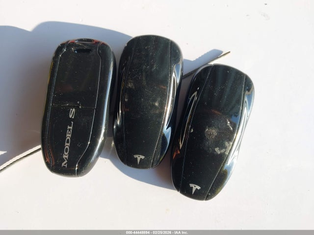 2015 TESLA MODEL S 5YJSA1H28FFP67767 Photo 10