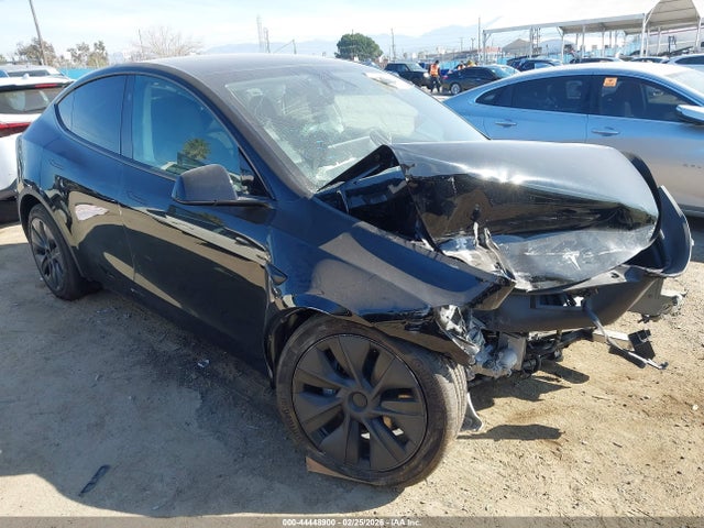 2025 TESLA MODEL Y 7SAYGDED5SF227130 Photo 0