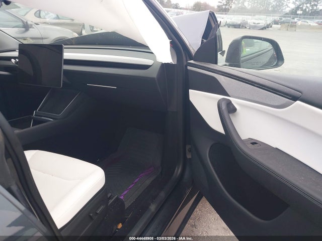 Продажа на аукционе авто 2026 Tesla Model Y Rwd, vin: 7SAYGDED7TA492940, номер лота: 44448908