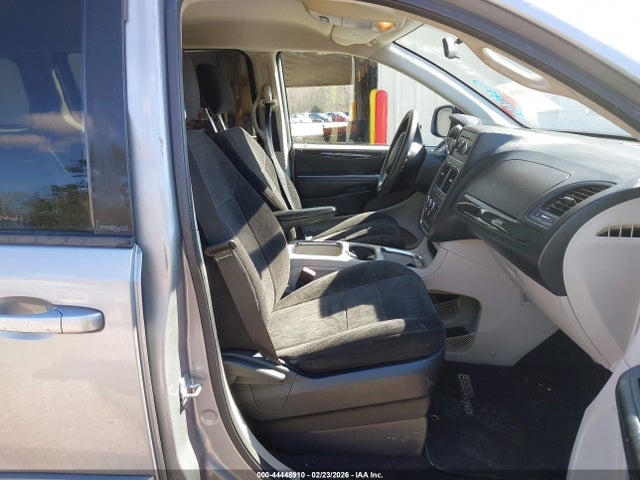 2C4RDGCG5ER122430 Dodge Grand Caravan Sxt