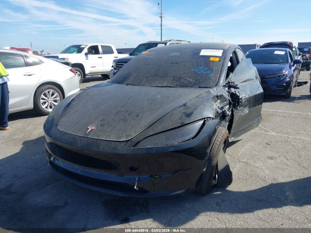 Tesla Model 3 Long Range All-wheel Drive 2025 5YJ3E1EB7SF939181 Image 2