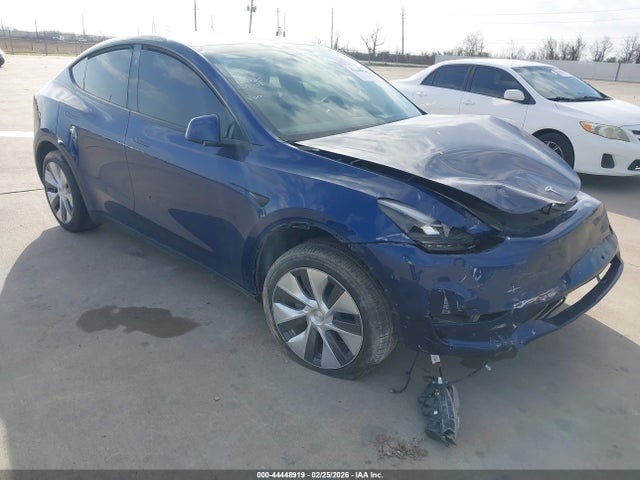 2024 TESLA MODEL Y 7SAYGDEE8RA221175 Photo 0