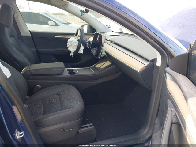 2024 TESLA MODEL Y 7SAYGDEE8RA221175 Photo 4