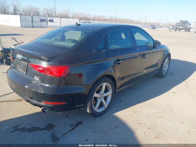 2015 AUDI A3 WAUBFGFF7F1105646 Photo 3