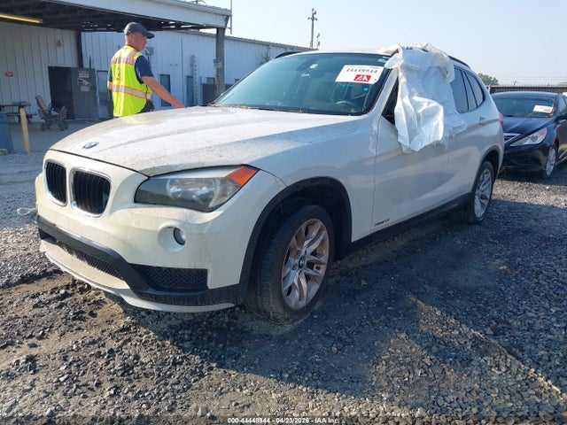 44448944 :رقم المزاد ، WBAVL1C51FVY25628 vin ، 2015 Bmw X1 Xdrive28i مزاد بيع