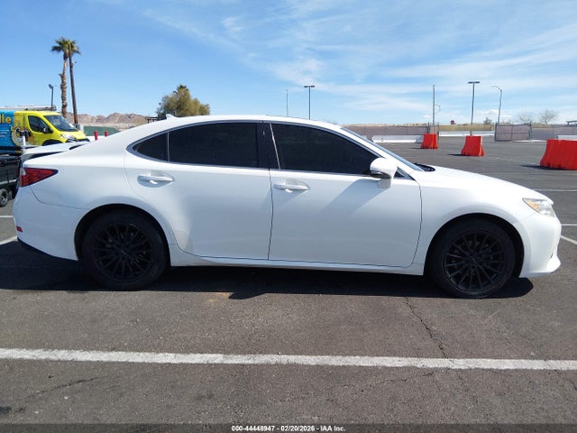 44448947 :رقم المزاد ، JTHBK1GG0E2136067 vin ، 2014 Lexus Es 350 مزاد بيع