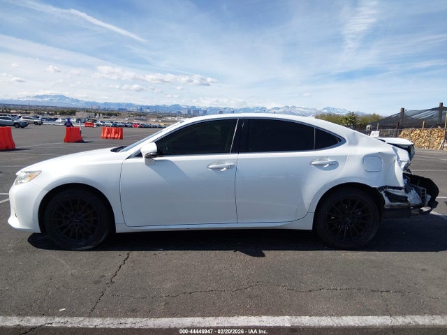 44448947 :رقم المزاد ، JTHBK1GG0E2136067 vin ، 2014 Lexus Es 350 مزاد بيع