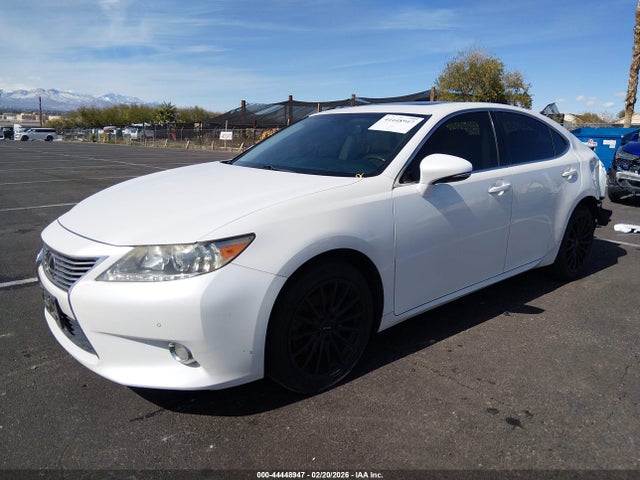 44448947 :رقم المزاد ، JTHBK1GG0E2136067 vin ، 2014 Lexus Es 350 مزاد بيع