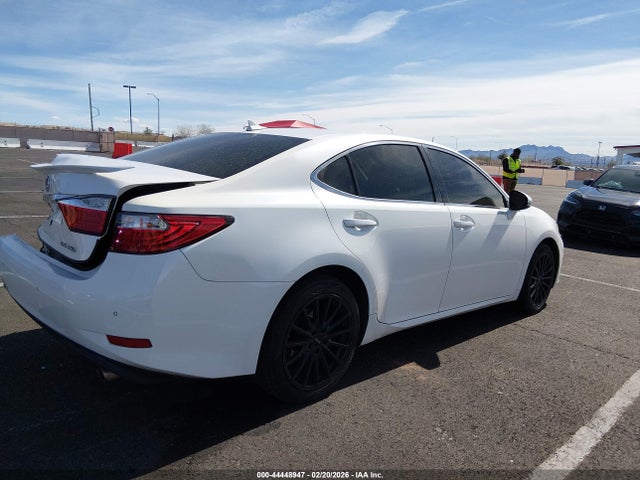 44448947 :رقم المزاد ، JTHBK1GG0E2136067 vin ، 2014 Lexus Es 350 مزاد بيع