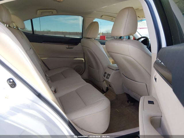 44448947 :رقم المزاد ، JTHBK1GG0E2136067 vin ، 2014 Lexus Es 350 مزاد بيع