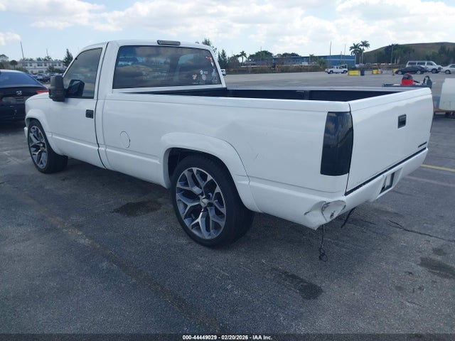1998 Gmc Sierra 1500 Special მანქანა იყიდება აუქციონზე, vin: 1GTEK14W4WZ504432, აუქციონის ნომერი: 44449029