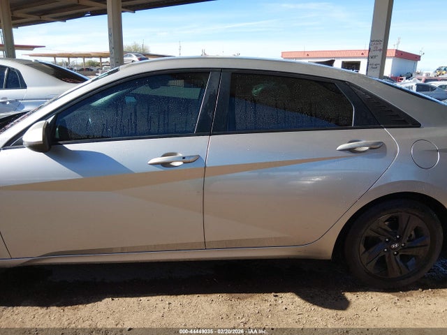 5NPLS4AG6MH002967 Hyundai ELANTRA SEL