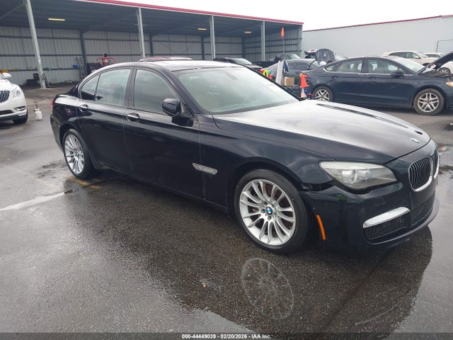 2010 Bmw 750i მანქანა იყიდება აუქციონზე, vin: WBAKA8C52ACY36028, აუქციონის ნომერი: 44449039