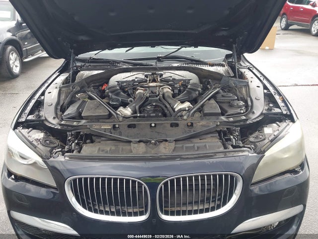 2010 Bmw 750i მანქანა იყიდება აუქციონზე, vin: WBAKA8C52ACY36028, აუქციონის ნომერი: 44449039