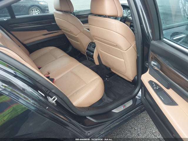 2010 Bmw 750i მანქანა იყიდება აუქციონზე, vin: WBAKA8C52ACY36028, აუქციონის ნომერი: 44449039