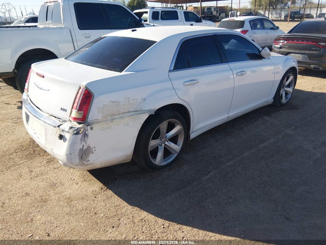 Chrysler 300 2014 2C3CCAAG2EH382433 Image 4
