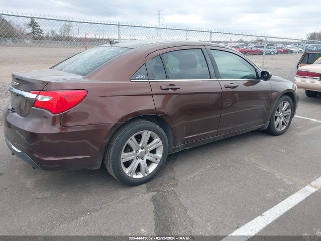 Продажа на аукционе авто 2013 Chrysler 200 Touring, vin: 1C3CCBBBXDN700345, номер лота: 44449057