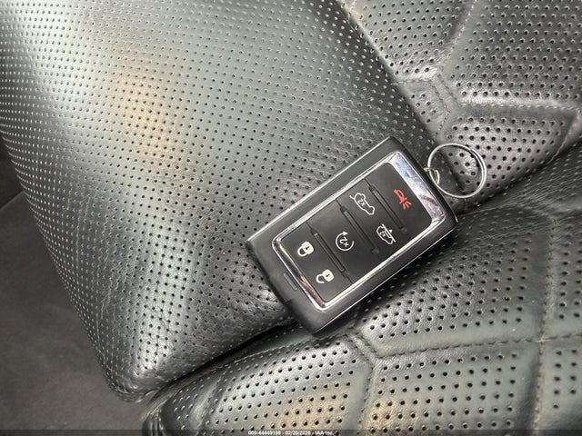 2022 JEEP GRAND WAGONEER 1C4SJVGJ3NS165943 Photo 10