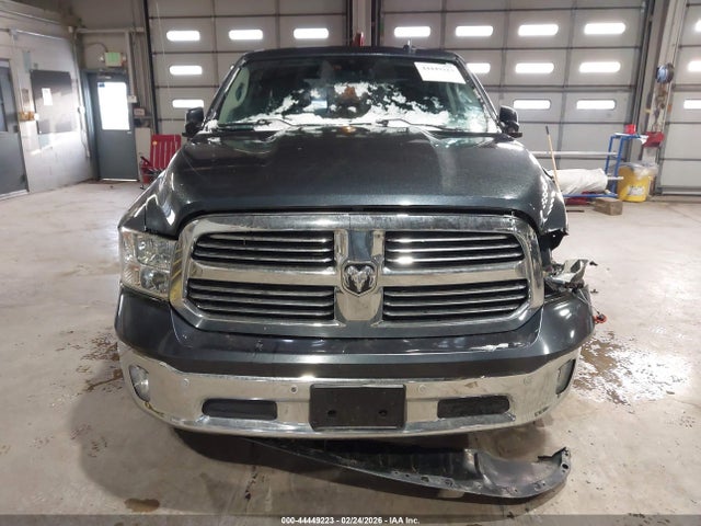 44449223 :رقم المزاد ، 3C6RR7LTXJG138533 vin ، 2018 Ram 1500 Big Horn  4x4 5'7 Box مزاد بيع