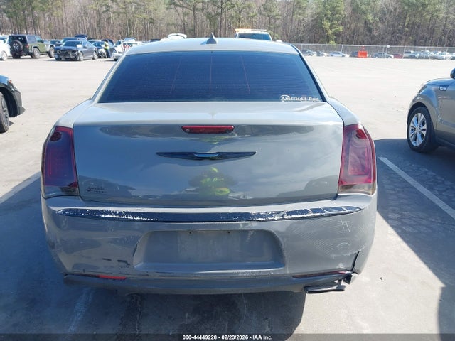 44449228 :رقم المزاد ، 2C3CCAEGXHH663491 vin ، 2017 Chrysler 300c مزاد بيع