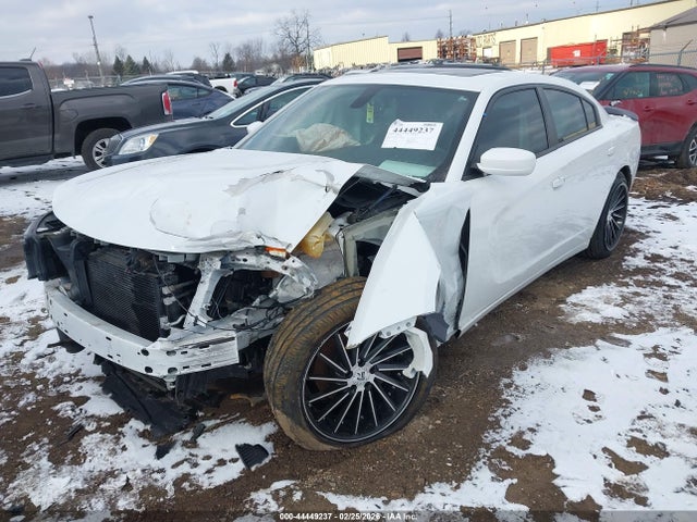 44449237 :رقم المزاد ، 2C3CDXBG6KH636588 vin ، 2019 Dodge Charger Sxt Rwd مزاد بيع