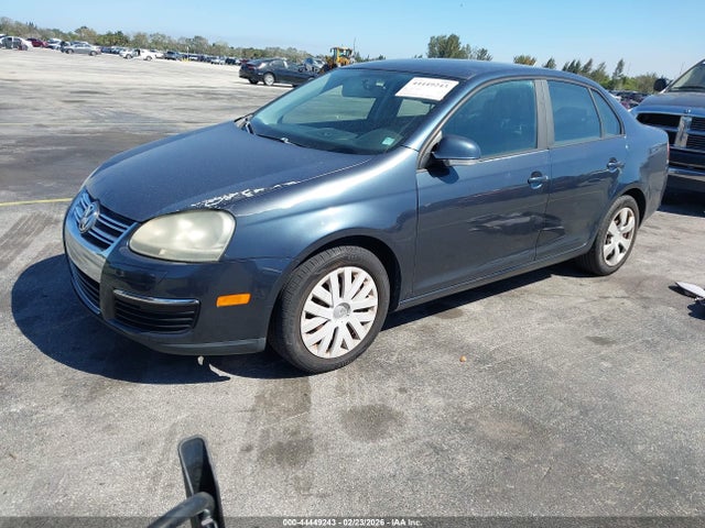 2010 VOLKSWAGEN JETTA 3VWJZ7AJ0AM042691 Photo 1