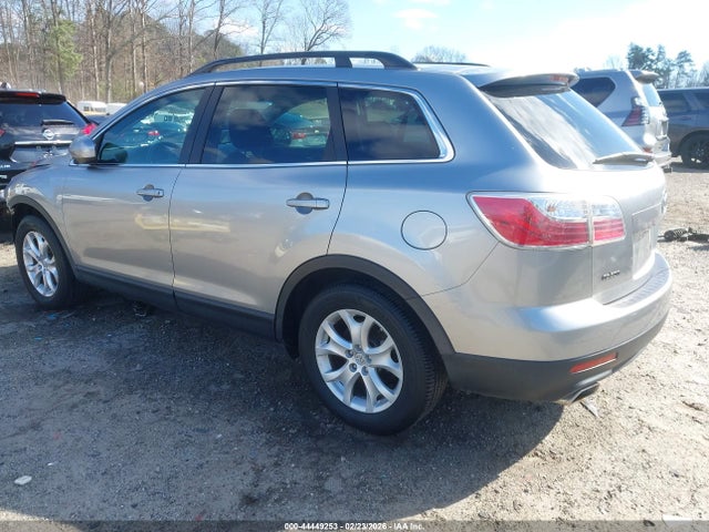44449253 :رقم المزاد ، JM3TB2BA4B0304001 vin ، 2011 Mazda Cx-9 Sport مزاد بيع