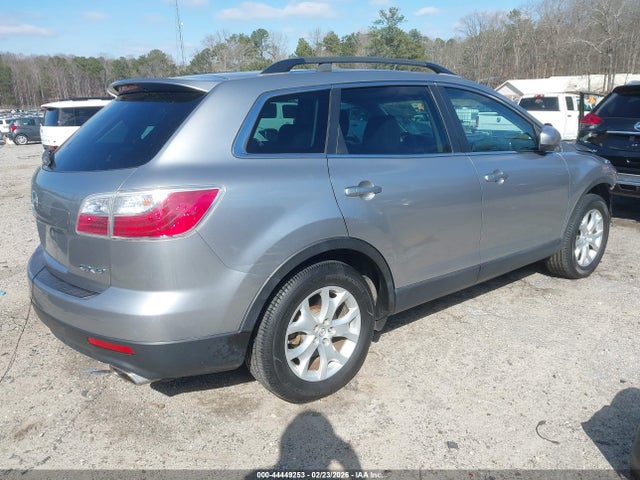 44449253 :رقم المزاد ، JM3TB2BA4B0304001 vin ، 2011 Mazda Cx-9 Sport مزاد بيع