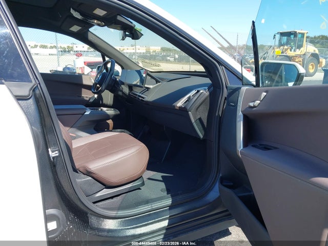 2024 BMW IX WB523CF03RCP63355 Photo 4