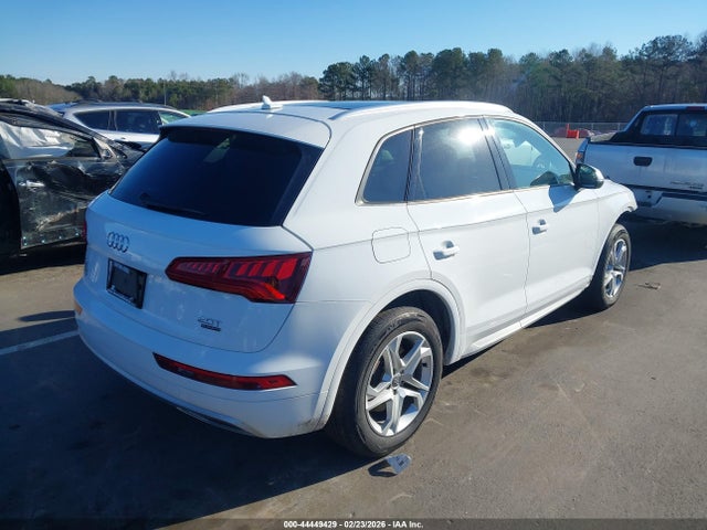2018 AUDI Q5 WA1ANAFY7J2044232 Photo 3