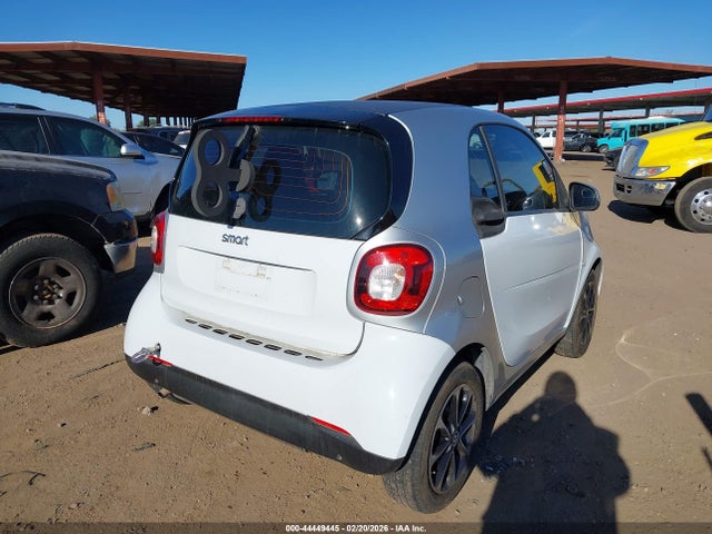 WMEFJ5DA8GK067999 Smart Fortwo Passion