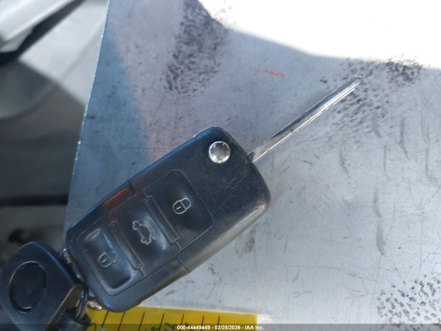 Продажа на аукционе авто 2010 Volkswagen Jetta Se, vin: 3VWRX7AJ1AM039033, номер лота: 44449449