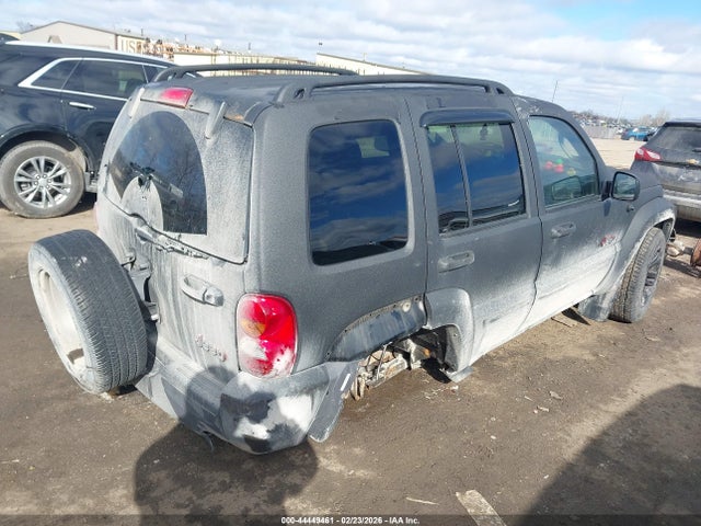 44449461 :رقم المزاد ، 1J4GL48K52W102813 vin ، 2002 Jeep Liberty Sport مزاد بيع