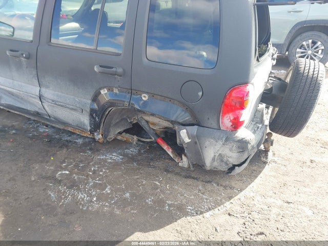 44449461 :رقم المزاد ، 1J4GL48K52W102813 vin ، 2002 Jeep Liberty Sport مزاد بيع