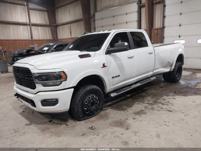 44449522 :رقم المزاد ، 3C63RRJL1NG419856 vin ، 2022 Ram 3500 Laramie  4x4 8' Box مزاد بيع